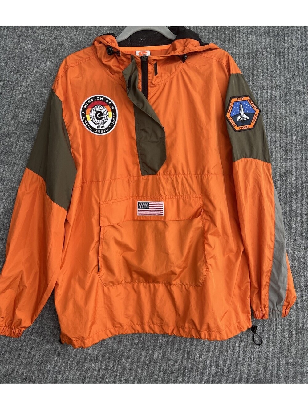 Elbowgrease Orange Windbreaker Anorak Jacket USA Flag Hooded Mens M